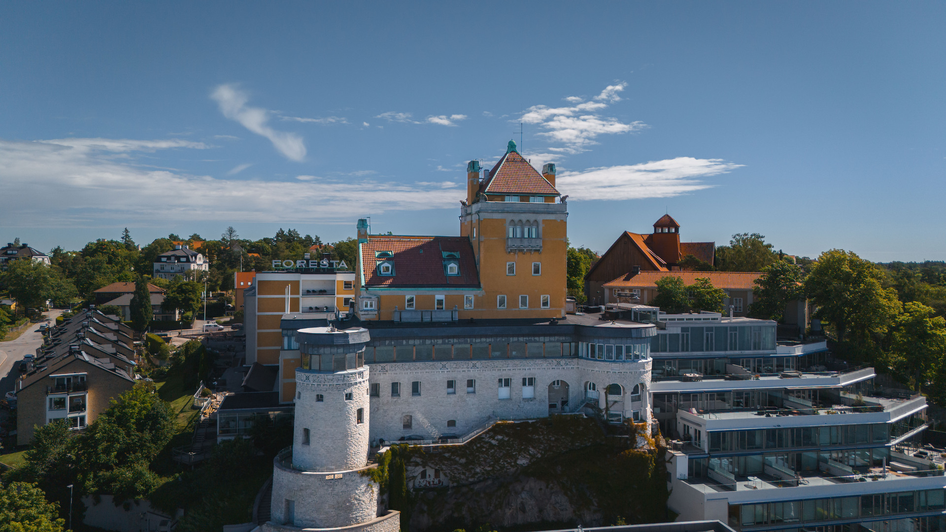 Sommarfest med konferens på Villa Foresta